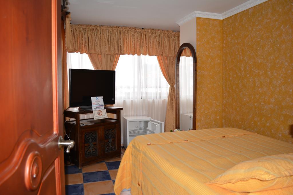 Hotel Casa Colonial Santa Rosa De Cabal Oda fotoğraf