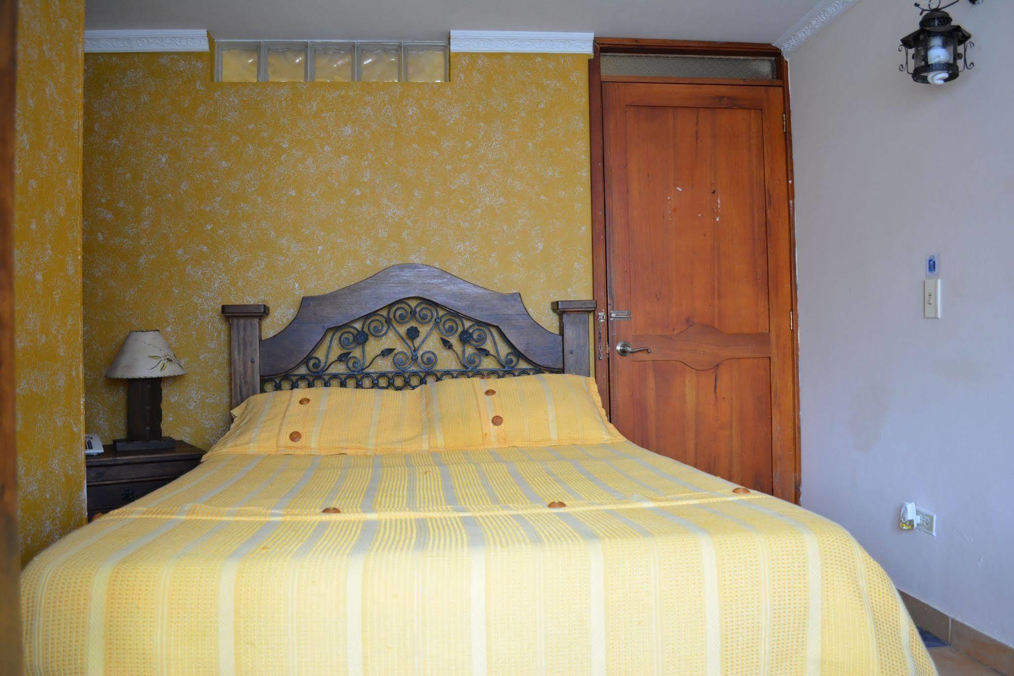 Hotel Casa Colonial Santa Rosa De Cabal Dış mekan fotoğraf