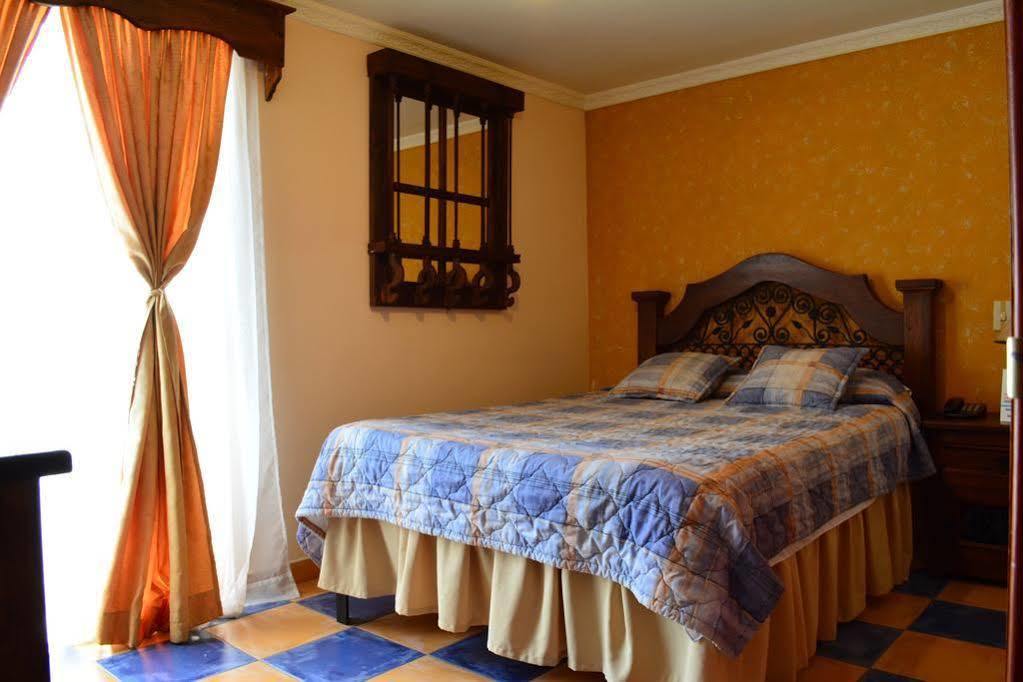 Hotel Casa Colonial Santa Rosa De Cabal Dış mekan fotoğraf